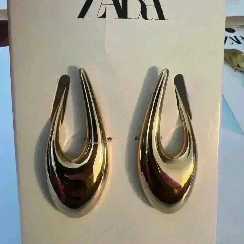 🔥🔥Zara hoops  earrings - Picture 5 of 7